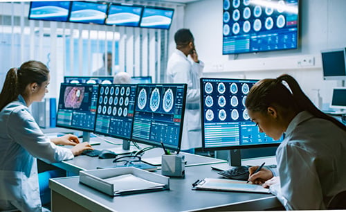 Hôpital ou CRO ? Vers quel organisme se diriger en tant qu'attaché de recherche clinique ?